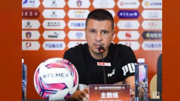 আগামী মরসুমে ইস্টবেঙ্গলের কোচ হচ্ছেন লোবেরা, অপেক্ষা সরকারি ঘোষনার