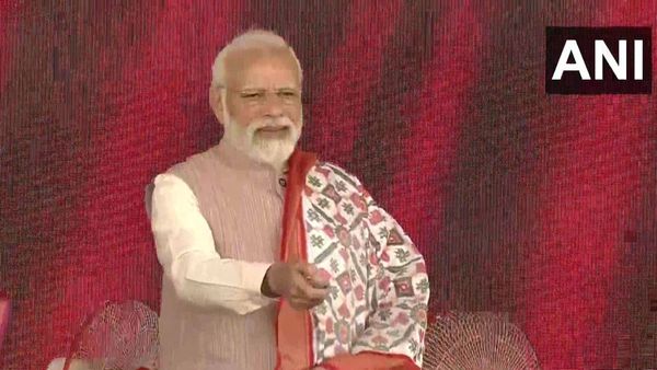 'রাজ্যের তরফে মিলছে না সহযোগিতা', কার্যত ক্ষোভ উগরে কেসিআরকে বার্তা মোদীর