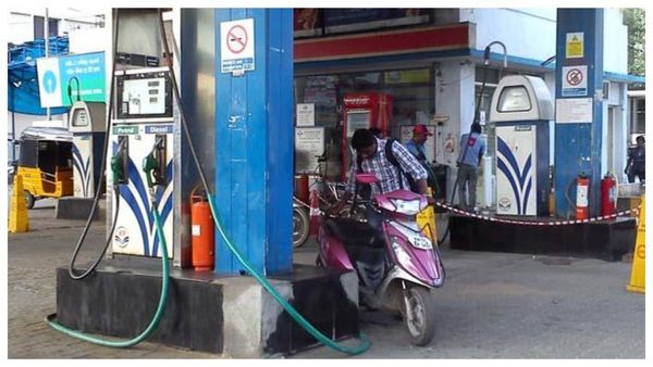 ভারতে আকাশ ছোঁয়া জ্বালানির ব্যবহার! নির্বাচনের আগের বছরে মোদীর জয়, বলছেন বিশ্লেষকরা