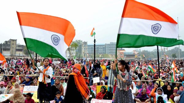 ভারত চিনকেও ছাপিয়ে বিশ্বের সবথেকে জনবহুল দেশ! তথ্য প্রকাশ করে জানিয়ে দিল রাষ্ট্রসংঘ