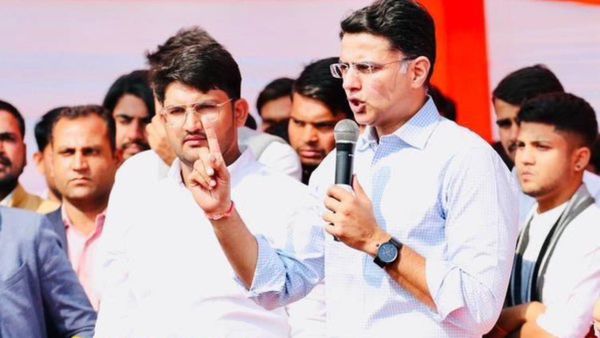 হুঁশিয়ারির পরেও দমে যেতে রাজি নন! এবার গেহলটের সঙ্গে কংগ্রেসকেও নিশানা, দুর্নীতি বিরোধী অবস্থান নিয়ে প্রশ্ন