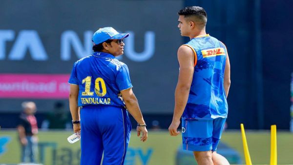IPL 2023: অর্জুনের প্রশংসায় গাভাসকর-রোহিত, উইকেটপ্রাপ্তিতে খুশি সচিন! জুনিয়র তেন্ডুলকরের বেতন কত?