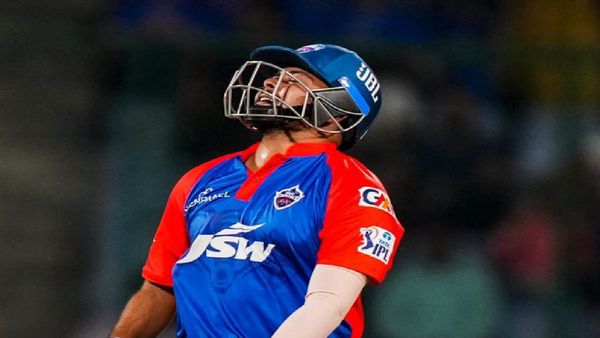 IPL 2023: পৃথ্বী শ আরসিবি ম্যাচেও ফিরলেন খালি হাতে, দিল্লি ক্যাপিটালসের ব্যাটিং বিপর্যয়