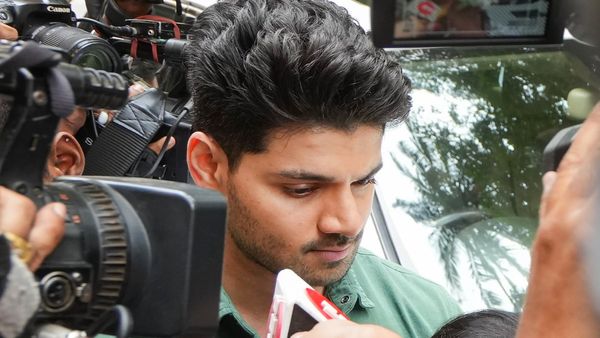 জিয়া খানের আত্মহত্যার ঘটনায় বেকসুর খালাস হলেন সূরজ পাঞ্চোলি, কী প্রতিক্রিয়া অভিনেত্রীর মায়ের