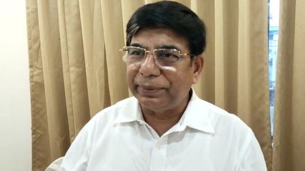 'তৃণমূলের বহু নেতা দলে আসার জন্য পা উঠিয়ে আছে', মুকুল জল্পনার মধ্যেই বিস্ফোরক কেন্দ্রীয়মন্ত্রী