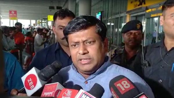 মালদহ হয়ে গিয়েছে আমেরিকা! বন্দুকবাজ-কাণ্ডে মুখ্যমন্ত্রীর ‘পুরনো মন্তব্য’ কে হাতিয়ার সুকান্তের