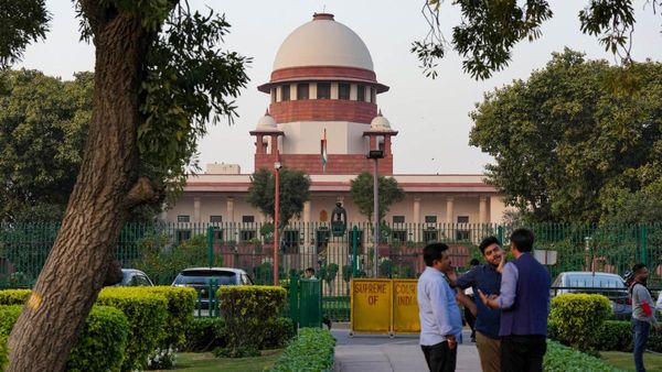 আদানি-হিন্ডেনবার্গ বিতর্ক: রিপোর্ট জমা দিতে সেবিকে আরও তিন মাস সময় দিল সুপ্রিম কোর্ট