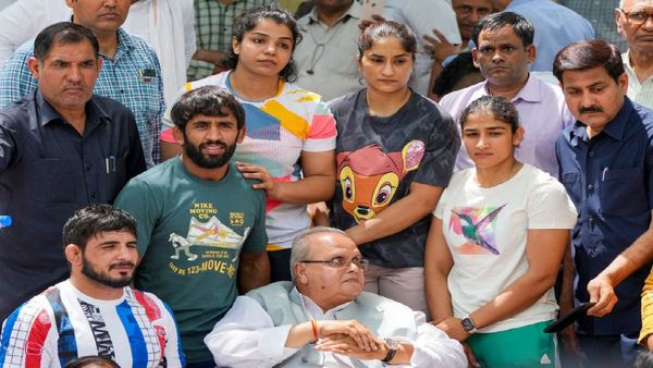 প্রধানমন্ত্রী মোদীর সঙ্গে সাক্ষাতের সময় চাইলেন প্রতিবাদী কুস্তিগীররা, শোনাতে চান মন কি বাত