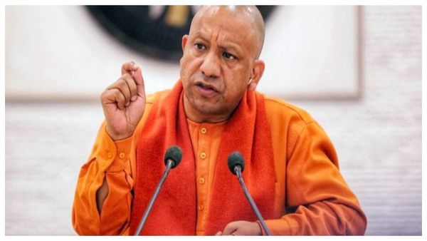 রাজ্যে আইনের শাসন যেন বজায় থাকে, পুলিশকে কড়া নির্দেশ যোগী আদিত্যনাথের