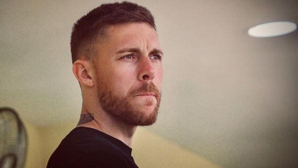 দল বদলে চমক, মোহনবাগান ছাড়লেন তারকা ডিফেন্ডার