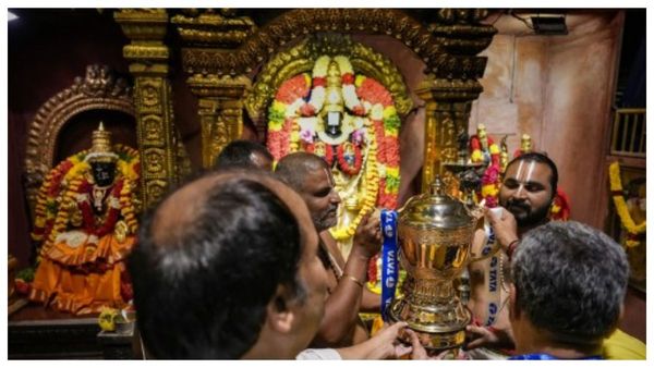 IPL: ধোনিদের মেগা সংবর্ধনা, আগামী বছর মাহিকে খেলাতে কি রণকৌশল নেবে সিএসকে?