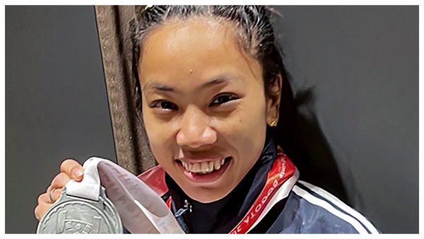 রাজ্যে শান্তি ফেরাতে শাহকে চিঠি মীরাবাঈদের, পদক ফেরতের হুঁশিয়ারি