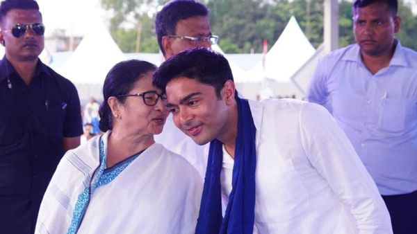 নীতি আয়োগের বৈঠকের দিনে এগরায় যাচ্ছেন মমতা, যোগ দেবেন অভিষেকের কর্মসূচিতেও