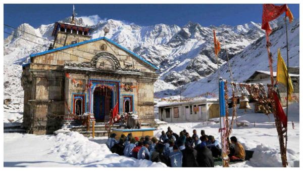 যাত্রীদের চাপে বিপত্তি, পাহাড়ে মাঝে মধ্যেই ধস! চারধাম যাত্রা নিয়ে সতর্ক করলেন বিজ্ঞানীরা