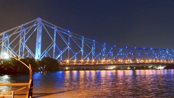 বহু ঘটনার সাক্ষী হাওড়া ব্রিজ কেমন আছে? খোঁজ নেবে আইআইটি চেন্নাই