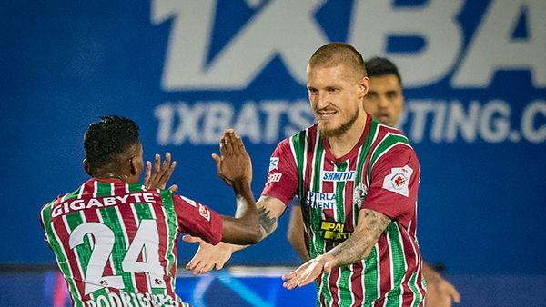 মোহনবাগানে কী হবে জনি কাউকোর ভবিষ্যত? রক্ষণকে শক্তিশালী করছে সবুজ মেরুন