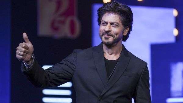 ডন থ্রি থেকে বাদ শাহরুখ! কে আসছেন তাঁর জায়গায়? রইল বিগ নিউজ