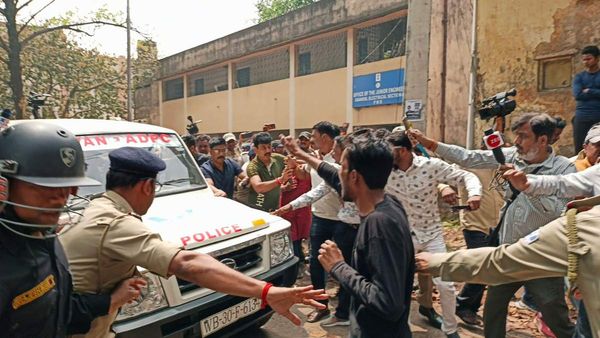 কয়লা পাচার মামলায় আদালতেই গ্রেফতার বিকাশ! বসানো হবে ধৃত প্রাক্তন ইসিএল কর্তার মুখোমুখি