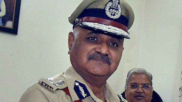 নতুন সিবিআই ডিরেক্টরের নাম ঘোষণা! কর্নাটক ক্যাডারের IPS কে বেছে নিল কেন্দ্র