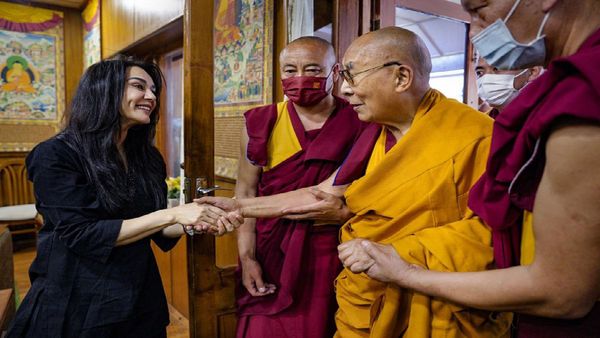 IPL 2023: আইপিএলে টস জিতে দিল্লির বিরুদ্ধে রান তাড়ার সিদ্ধান্ত পাঞ্জাবের, দুই দলেই দুটি করে পরিবর্তন