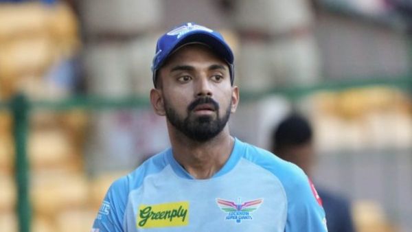 সমাজ মাধ্যমের ‘ট্রোলিং’ নিয়ে অভিমানী! সমালোচকদের কী বার্তা দিলেন লোকেশ রাহুল?