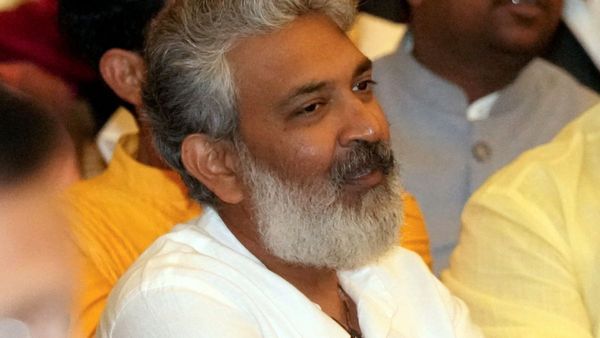 ১০ টি খণ্ডে মহাভারত নিয়ে সিনেমা বানাতে চান রাজামৌলি, স্বপ্নের প্রকল্প নিয়ে কী জানালেন পরিচালক