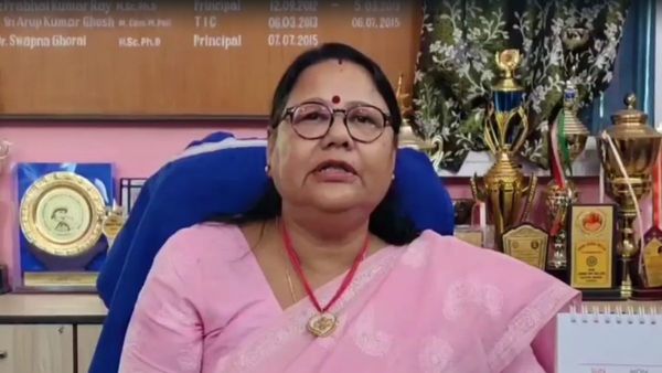 মমতার পর এবার অভিষেকের বাঁকুড়া সফর! 'নব জোয়ারের ধাক্কায়' পিছিয়ে গেল কলেজের পরীক্ষা