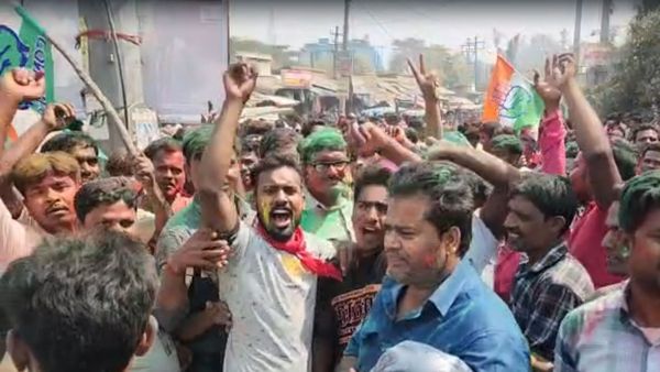 সাগরদিঘিতে কংগ্রেসের কাছে হারের জের! পরাজিত তৃণমূল প্রার্থী পদচ্যুত পঞ্চায়েতের আগে