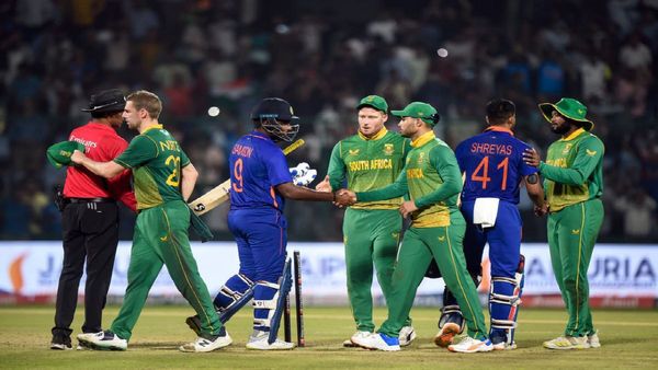 দক্ষিণ আফ্রিকার কপাল খুলল আয়ারল্যান্ড-বাংলাদেশ প্রথম ওডিআই! বিশ্বকাপে সরাসরি কোন ৮ দেশ?