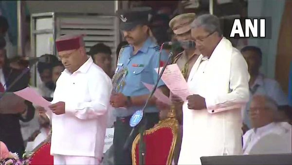 Karnataka CM Swearing-In Ceremony LIVE: শপথ নিলেন সিদ্দারামাইয়া-শিবকুমার, কর্নাটকে নতুন ইনিংস শুরু কংগ্রেসের