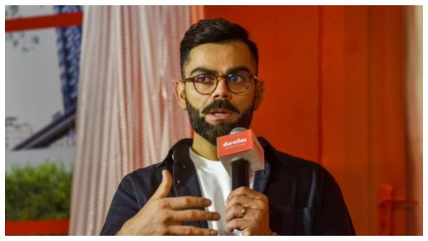 মাঠের বাইরে বিরাট রেকর্ড! মেসি-রোনাল্ডোদের পরই কোহ‌লি