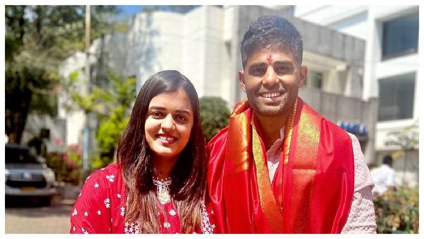 নাচ দেখেই প্রেমে পড়া, সূর্যকুমার যাদবের প্রেম কাহিনি টেক্কা দেবে সিনেমার চিত্রনাট্যকেও