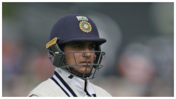 WTC Final: জিতলেন তরুণীর হৃদয়, ওভালের গ্যালারি থেকেই বিয়ের প্রস্তাব পেলেন শুভমান