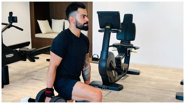 Virat Kohli: ছুটিতেও খামতি নেই ফিটনেসে, জিমে নিজেকে ফিট রাখছেন কোহলি, দেখুন ভিডিও