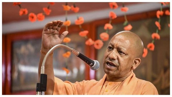 Yogi Adityanath: পাক অধিকৃত কাশ্মীরের মানুষ আসতে চাইছেন ভারতে! বিস্ফোরক যোগী