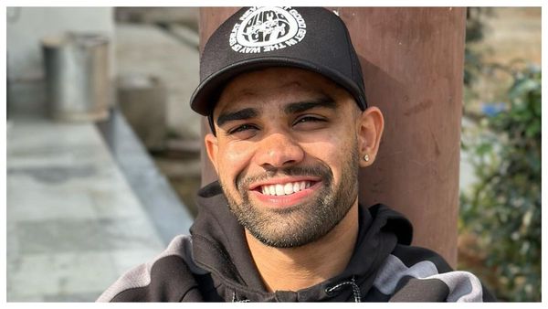 Emami East Bengal: আলোচনায় অনূর্ধ্ব-২০ দলের স্ট্রাইকার, মহেশের সঙ্গে চুক্তি বৃদ্ধি চায় ক্লাব