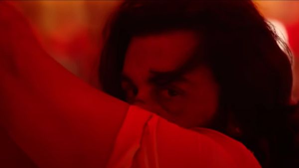 প্রকাশ্যে ‘অ্যানিম্যাল’ সিনেমার প্রি-টিজার, হিংস্র লুকে রণবীরকে দেখে অবাক ভক্তরা