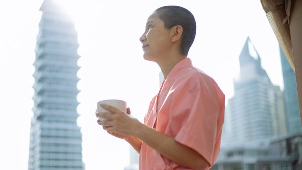 Breast Cancer Symptoms: কাদের স্তন ক্যানসার হওয়া সম্ভাবনা বেশি, জানুন লক্ষণগুলি সম্পর্কে