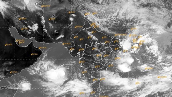 Cyclone Biparjoy: আরব সাগরের অতি প্রবল ঘূর্ণিঝড় তাউকটেও হার মানবে বিপর্যয়ের কাছে