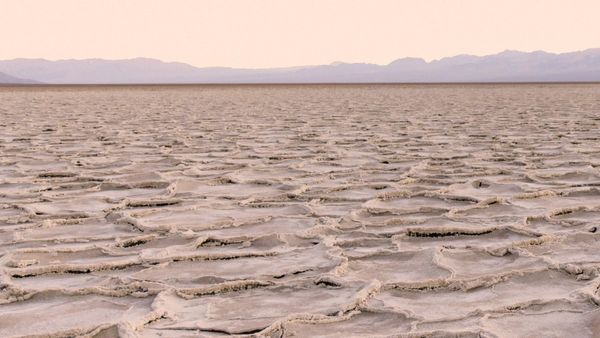 পৃথিবীর সবথেকে ভয়ঙ্কর জায়গা, যা মৃত্যু উপত্যকা নামে খ্যাত, জানেন তা কোথায় অবস্থিত