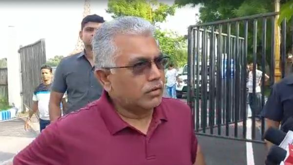 WB Panchayat Election:বিজেপি কি গতবারের তুলনায় বেশি মনোনয়ন করবে? তৃণমূলকে শুরুর আগেই গোল দিলীপের