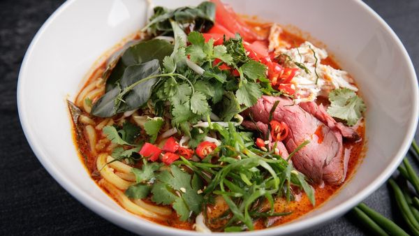 Weight Loss Tips: জিমে না গিয়েও আপনি এই পাতাগুলি খেয়ে কমাতে পারেন চেহারা