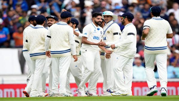 WTC Final: ওভালে অস্ট্রেলিয়ার বিরুদ্ধে কালো আর্মব্যান্ড পরে খেলছে ভারত, কারণটা কী?