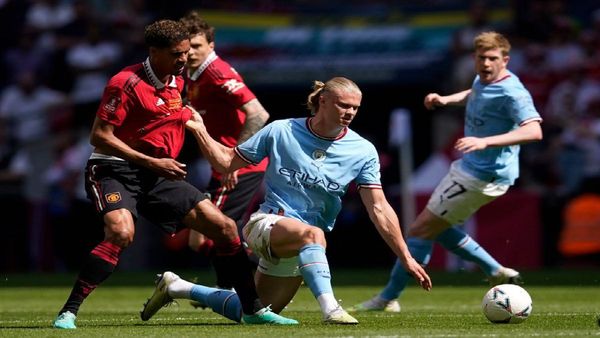 ম্যান ইউকে হারিয়ে এফএ কাপ জিতল ম্যানচেস্টার সিটি, গুন্দোয়ানের গোলে নজির