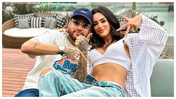 Neymar Jr: সম্পর্কের নয়া সমীকরণ! গর্ভবতী বান্ধবীর কাছে ক্ষমা প্রার্থনা নেইমারের