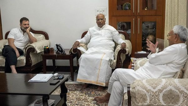 Opposition Meet: মোদীর 'রথ' থামাতে ২৩ জুন পটনায় বৈঠক! কে থাকছেন আর কে থাকছেন না নীতীশের মেগা পরিকল্পনায়