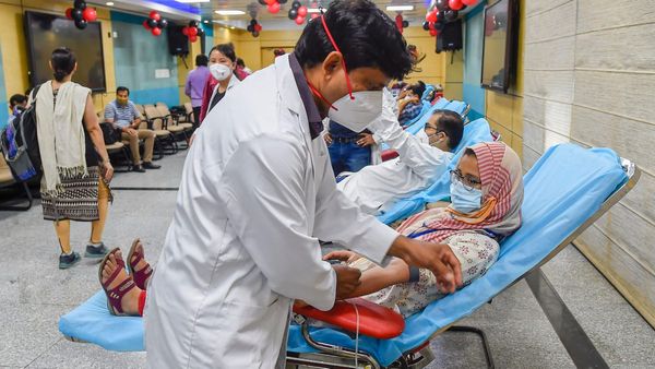 National Doctors Day 2023 : কবে পালন করা হয় চিকিৎসক দিবস, জানুন ইতিহাস