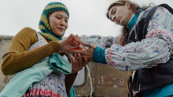 Palmistry 2023: আপনি কি জানেন আপনার হাতের আঙ্গুলের দৈর্ঘ্যই বলে দেবে আপনি কেমন মানুষ?