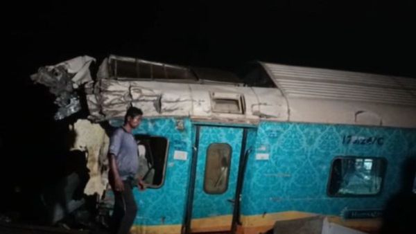 পরিবারে আঁধার, রোজগারের খোঁজে যাচ্ছিলেন অন্ধ্রপ্রদেশ! ঘটনার পরেই 'নিখোঁজ' কর্মকার পরিবারের সদস্যরা