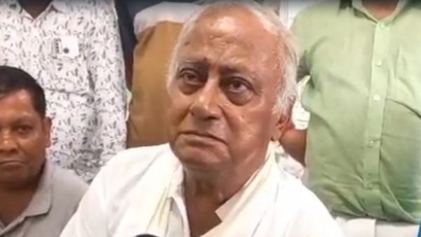 Tmc's Plan: বাংলায় একের বিরুদ্ধে এক লড়াইয়ে পরিকল্পনা তৈরি TMC-র ! কংগ্রেস-বামেদের কটা আসন, বার্তা সৌগতর